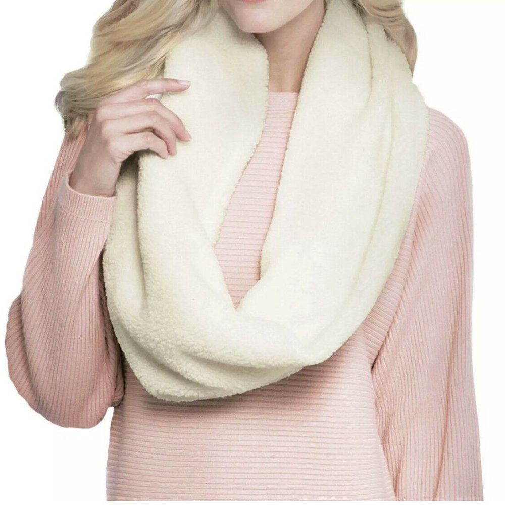 Peace & Pearls Women Warm Cozy Plush Sherpa Infinity Scarf